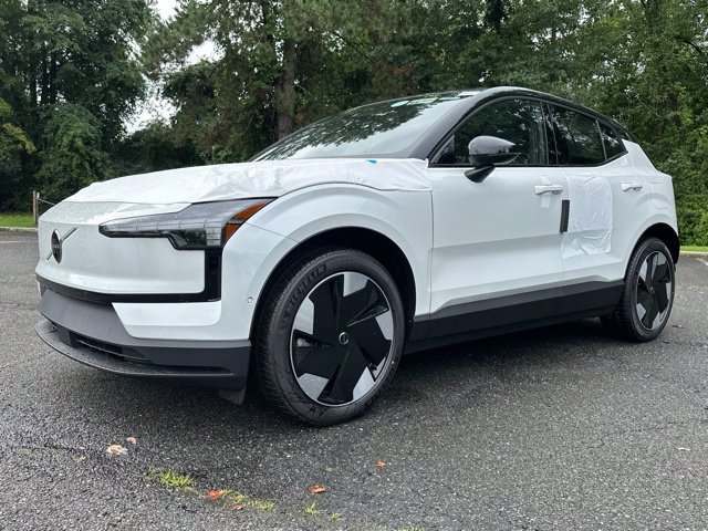 New 2026 Volvo EX30 Ultra w/ Protection Package Premier AWD/4WD image 3