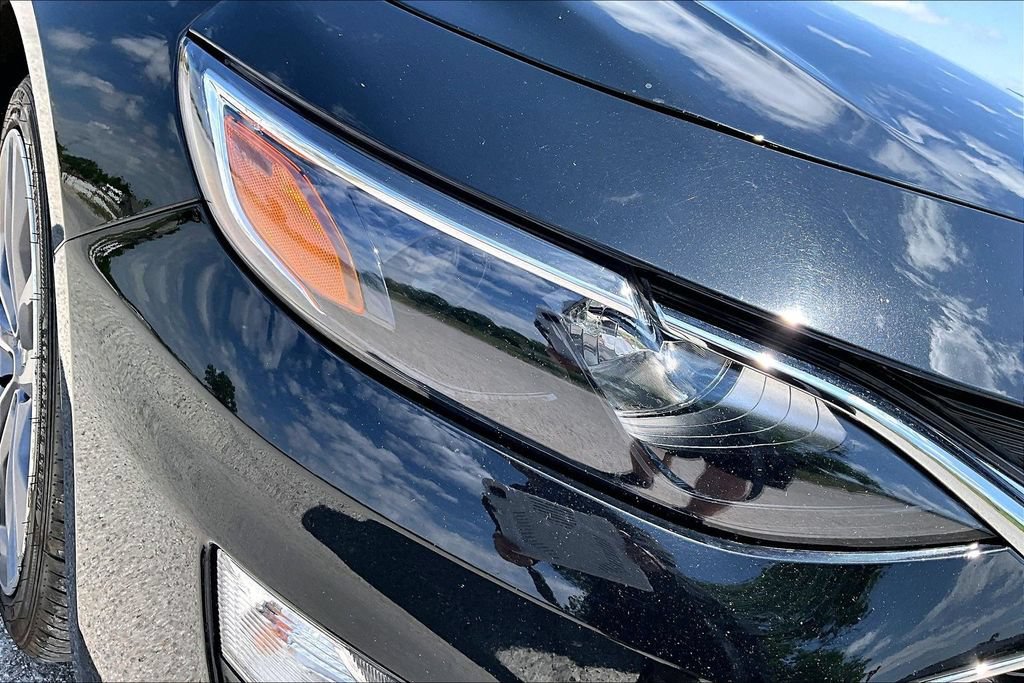 Used 2025 Chevrolet Malibu LT FWD image 26