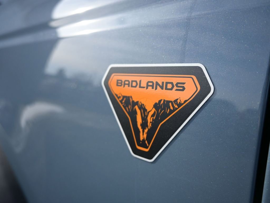 New 2025 Ford Bronco Badlands image 5