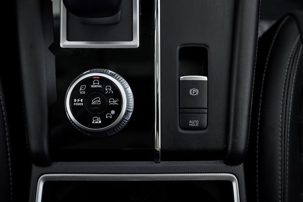 Used 2024 Mitsubishi Outlander Ralliart image 42