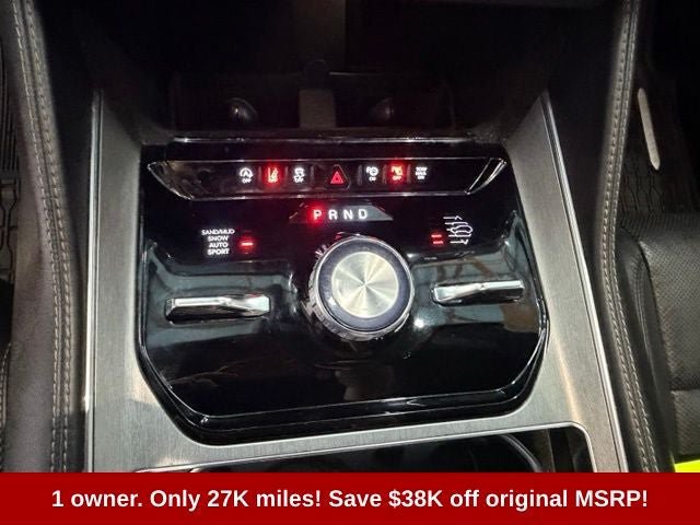 Used 2024 Jeep Wagoneer Series II w/ Convenience Group I AWD/4WD image 16