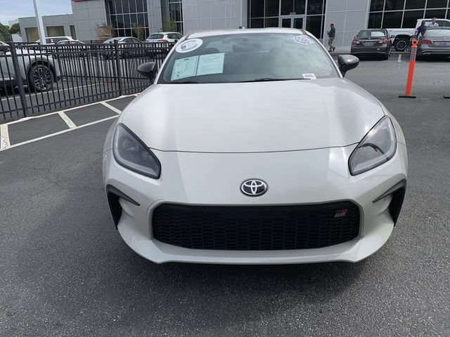 Used 2025 Toyota GR86 w/ Performance Package RWD image 3