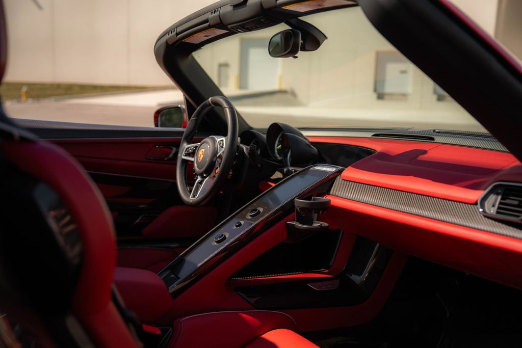 Used 2015 Porsche 918 Spyder AWD/4WD image 68