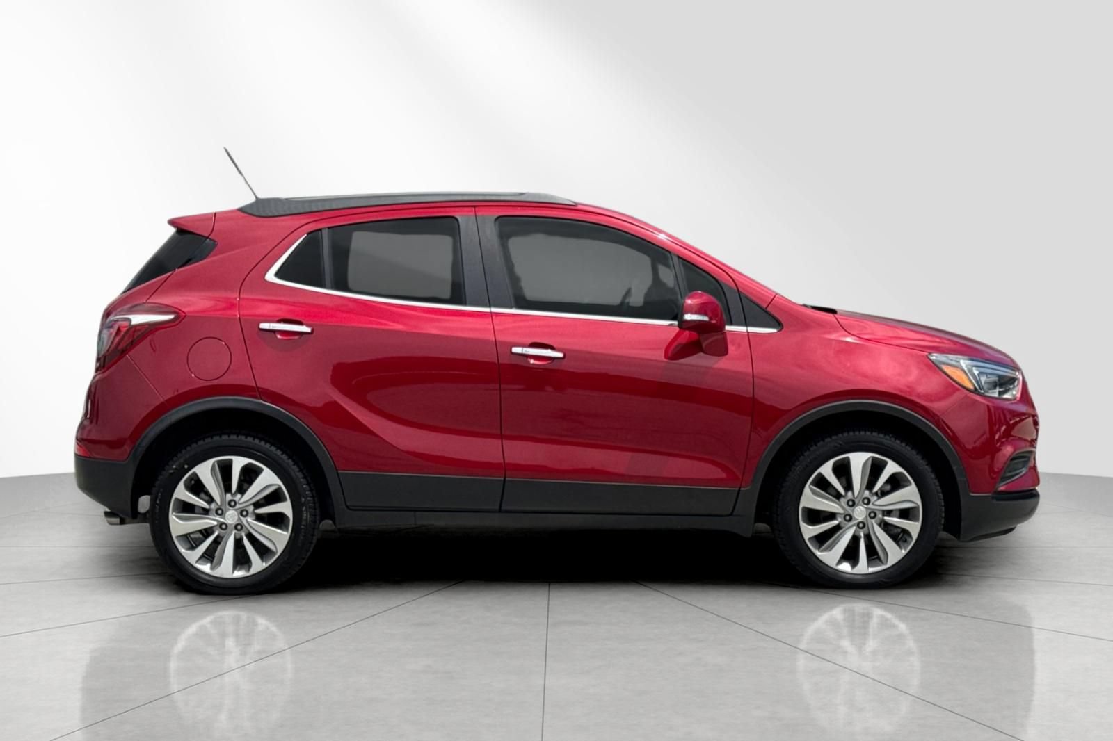 Used 2019 Buick Encore Preferred FWD image 3
