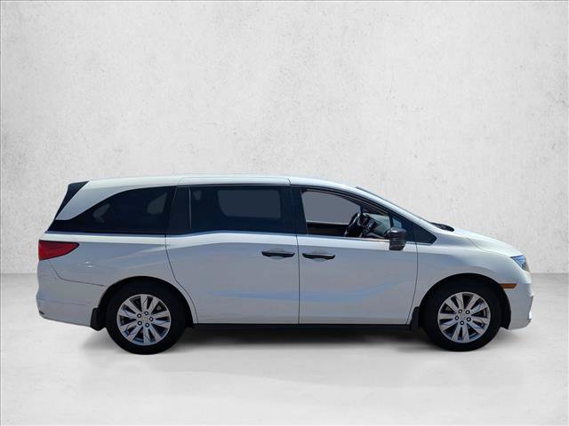 Used 2018 Honda Odyssey LX video 4