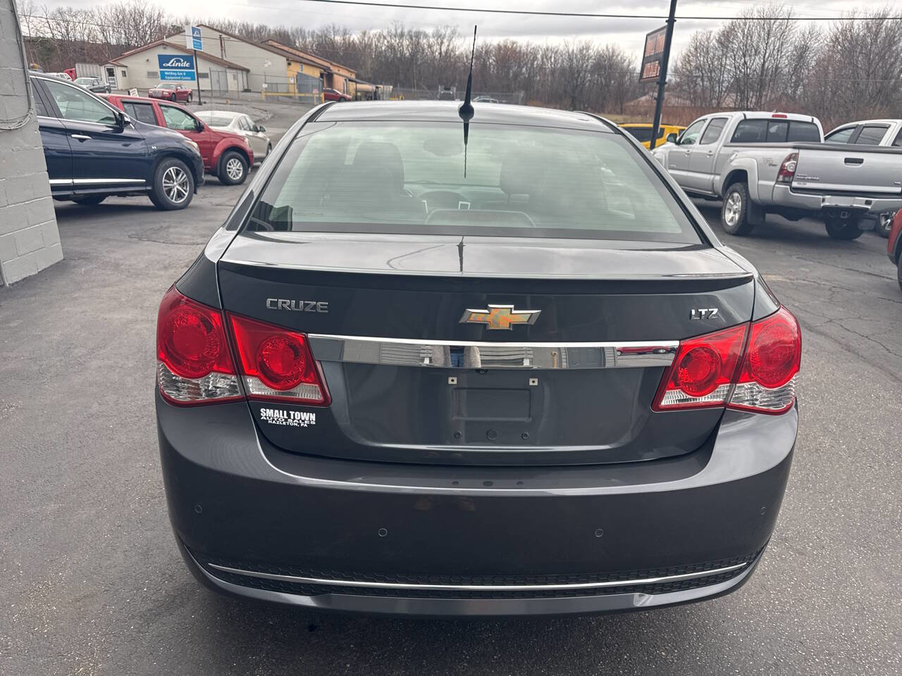 Used 2013 Chevrolet Cruze LTZ w/ Enhanced Safety Package FWD image 11