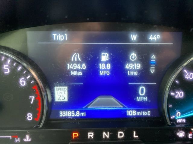 Used 2022 Ford Explorer XLT w/ Equipment Group 202A image 5