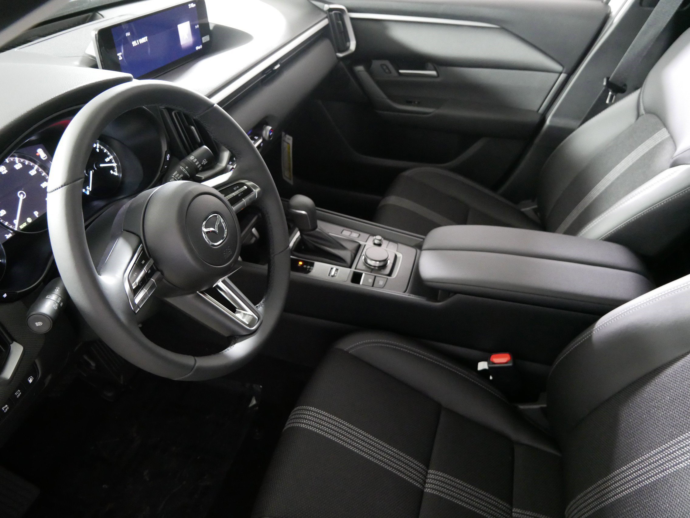 New 2026 MAZDA CX-50 2.5 Hybrid w/ Preferred Pkg AWD/4WD image 4