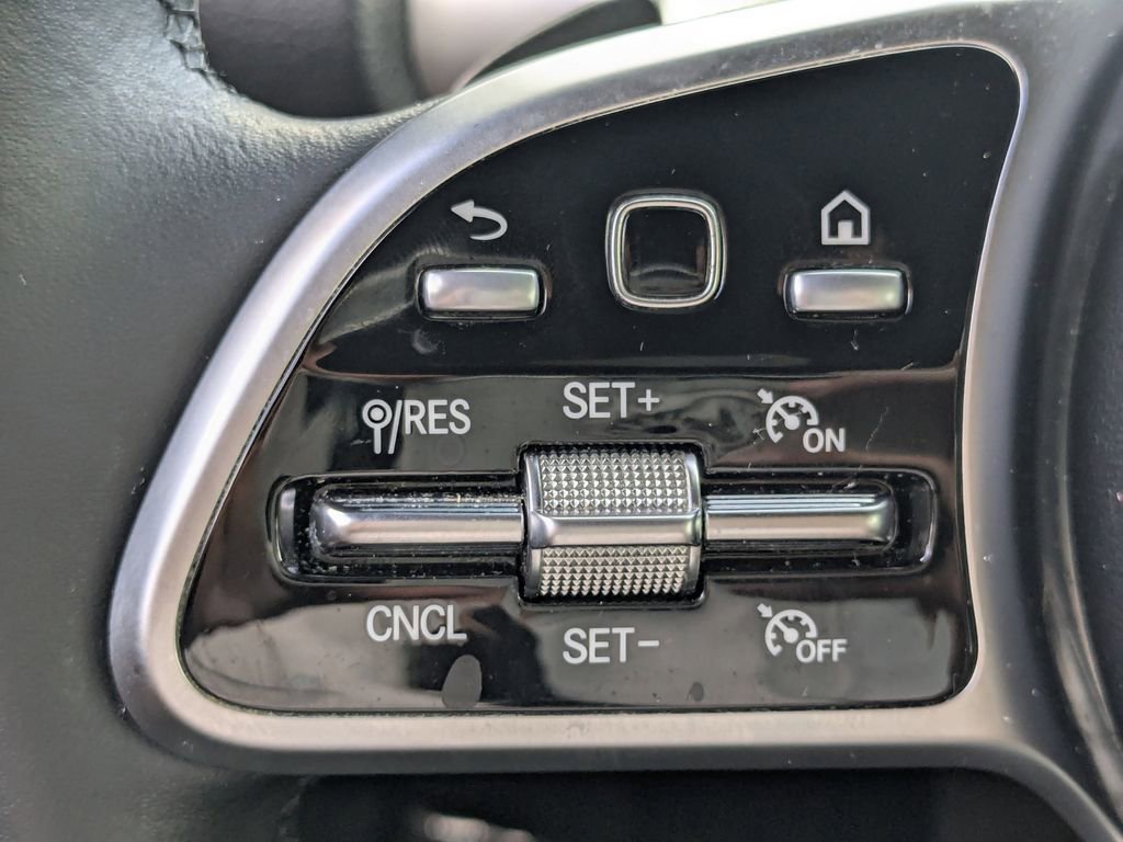 Certified 2022 Mercedes-Benz GLB 250 image 11