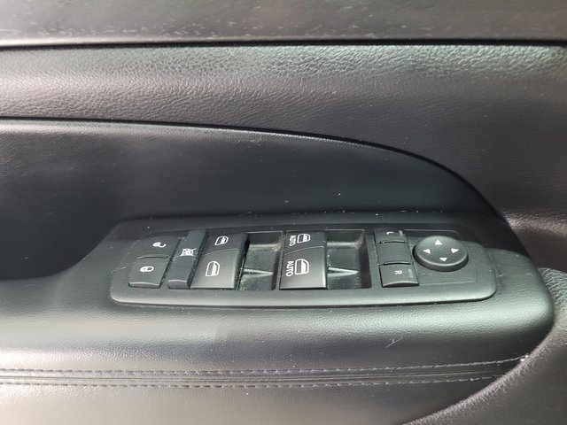 Used 2017 Jeep Grand Cherokee Laredo w/ Trailer Tow Group IV image 46