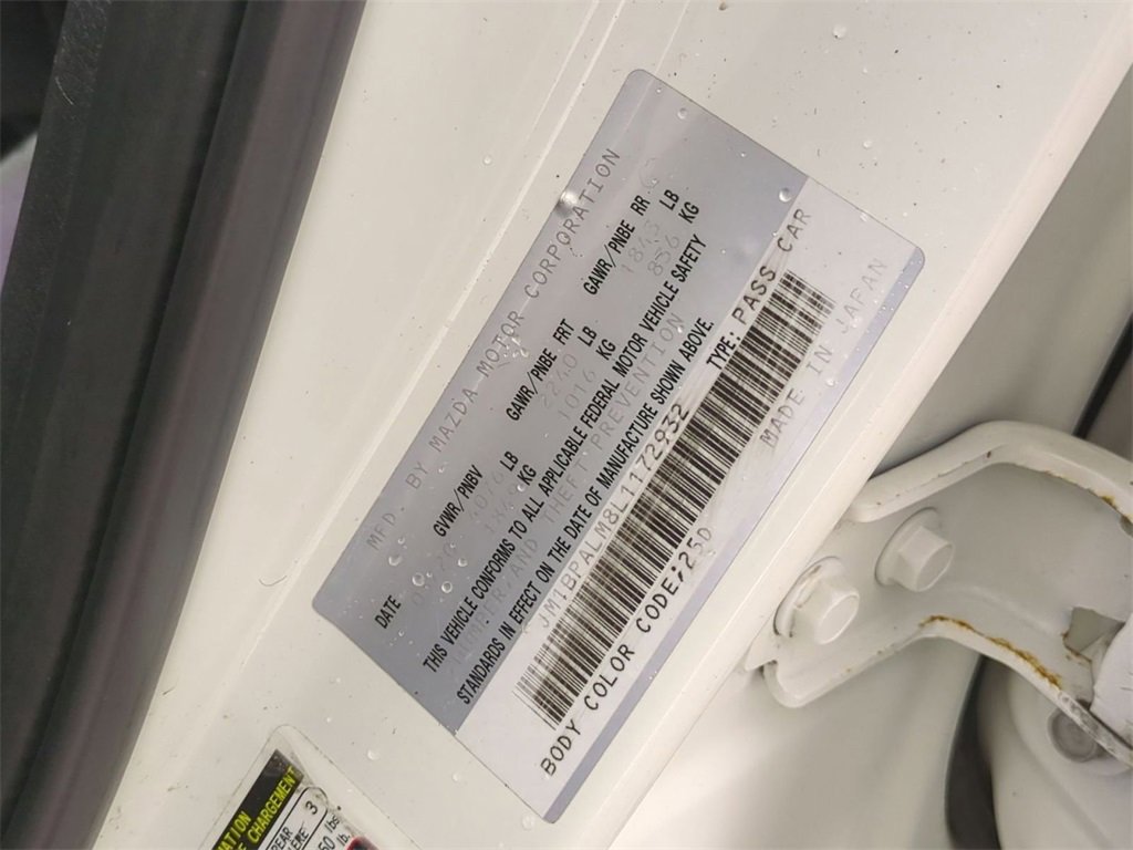 Used 2020 MAZDA MAZDA3 Hatchback image 25