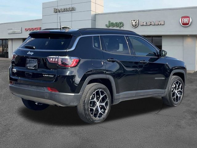 Used 2024 Jeep Compass Limited AWD/4WD image 7