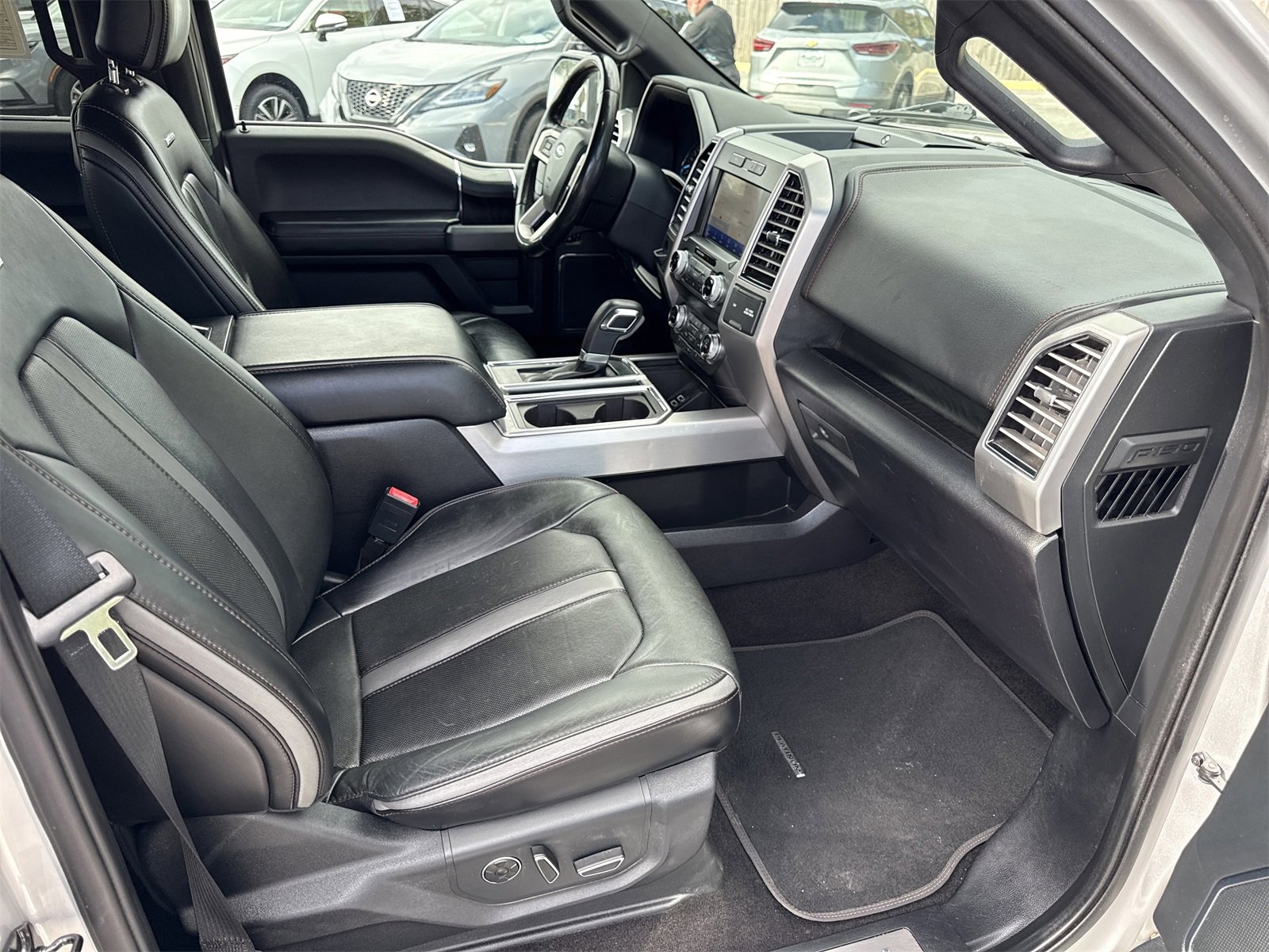 Used 2019 Ford F150 Platinum image 33