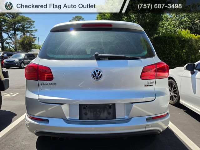 Used 2017 Volkswagen Tiguan Sport AWD/4WD image 5