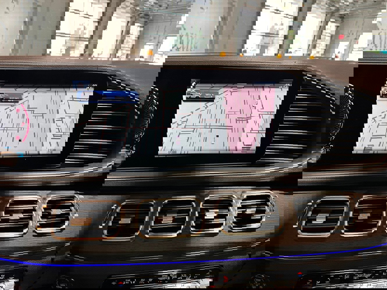 New 2025 Mercedes-Benz GLS 450 4MATIC image 10