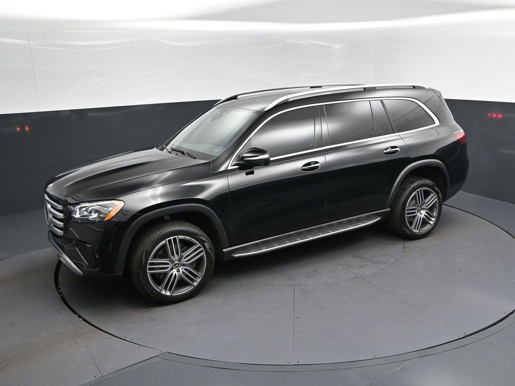 Used 2025 Mercedes-Benz GLS 450 4MATIC image 30