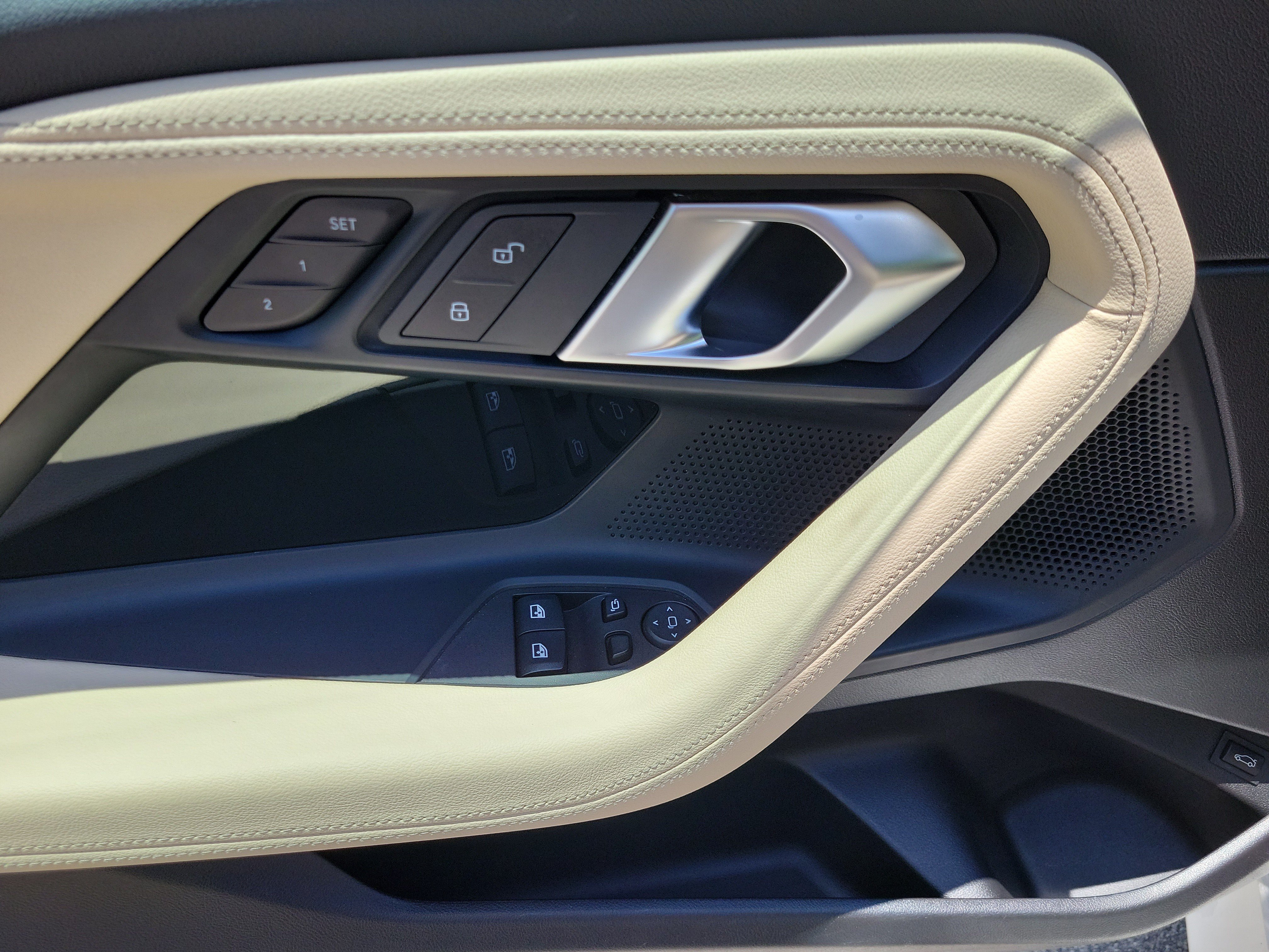 Certified 2024 BMW 230i Coupe w/ Premium Package RWD image 15