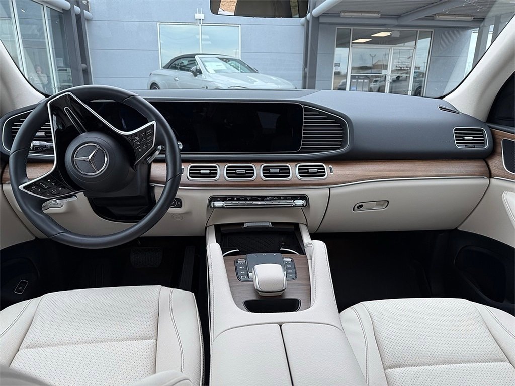 Used 2025 Mercedes-Benz GLE 350 4MATIC image 14