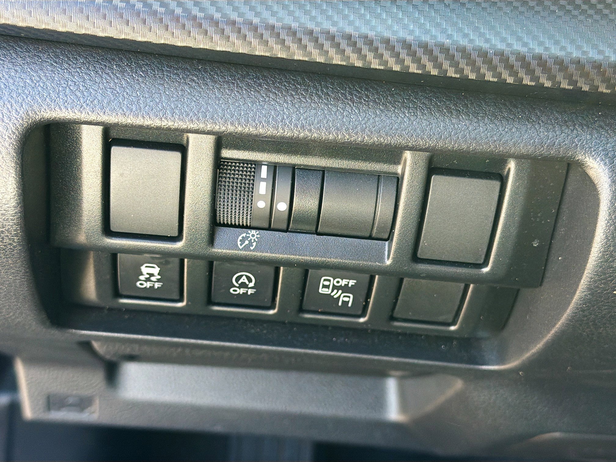 Certified 2023 Subaru Crosstrek 2.0i Premium image 32