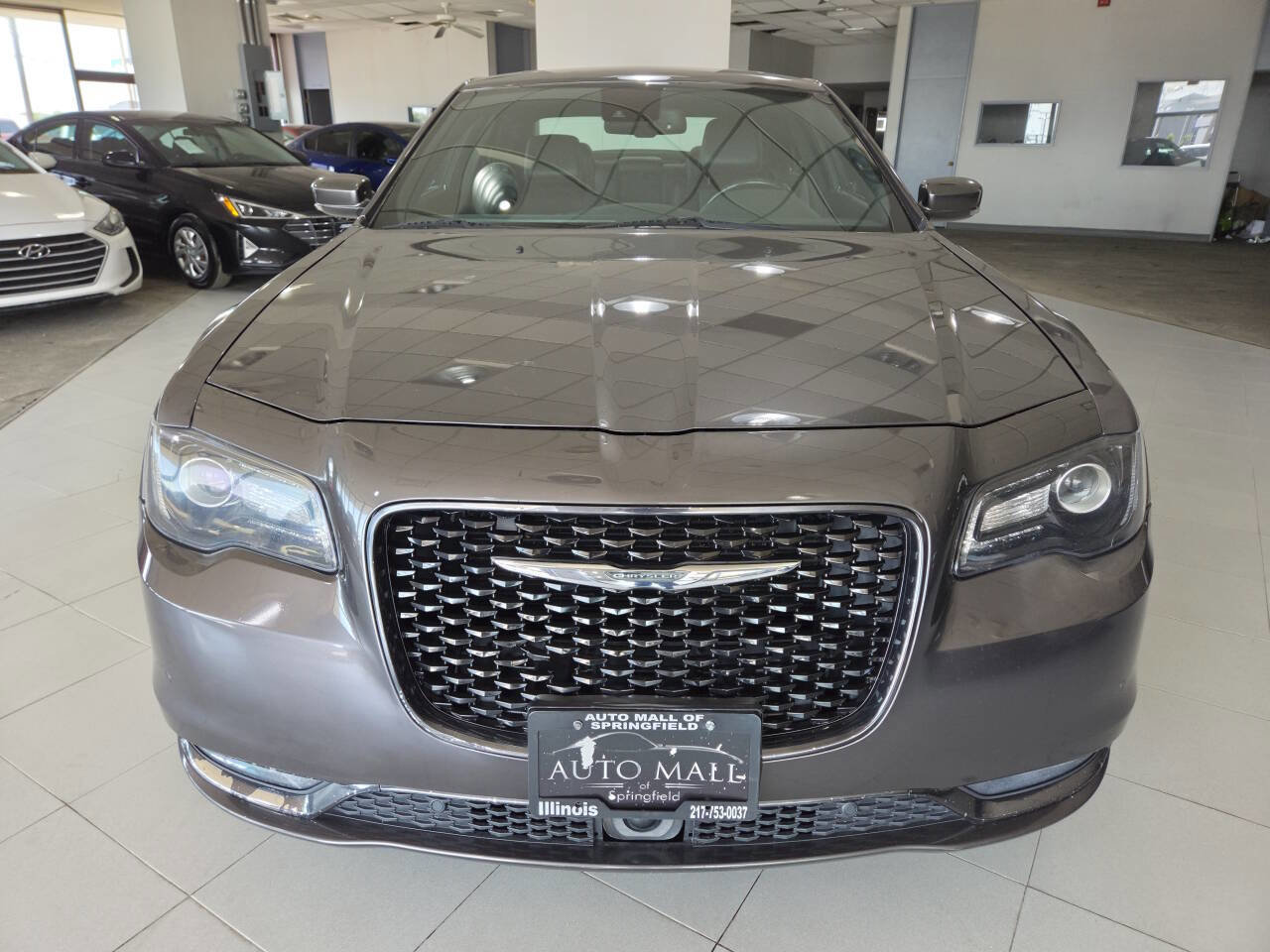 Used 2015 Chrysler 300 S w/ 300S Premium Group RWD image 3