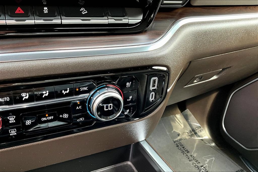 Used 2023 GMC Sierra 1500 SLT w/ SLT Premium Package AWD/4WD image 19
