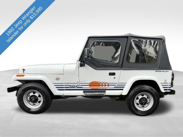 Used 1992 Jeep Wrangler Islander AWD/4WD image 2