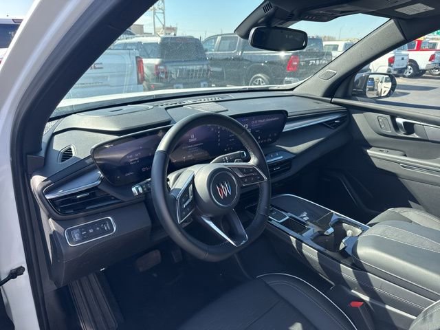 Used 2025 Buick Enclave Sport Touring image 11