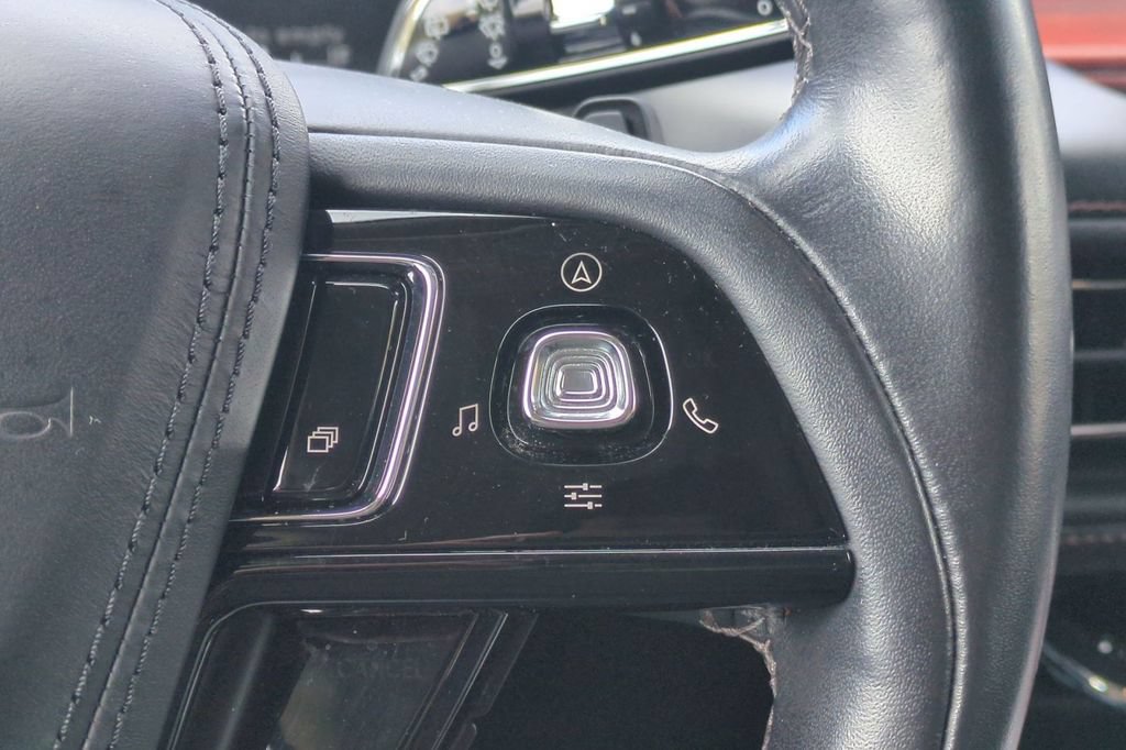 Used 2022 Lincoln Aviator Reserve w/ Equipment Group 201A AWD/4WD image 36