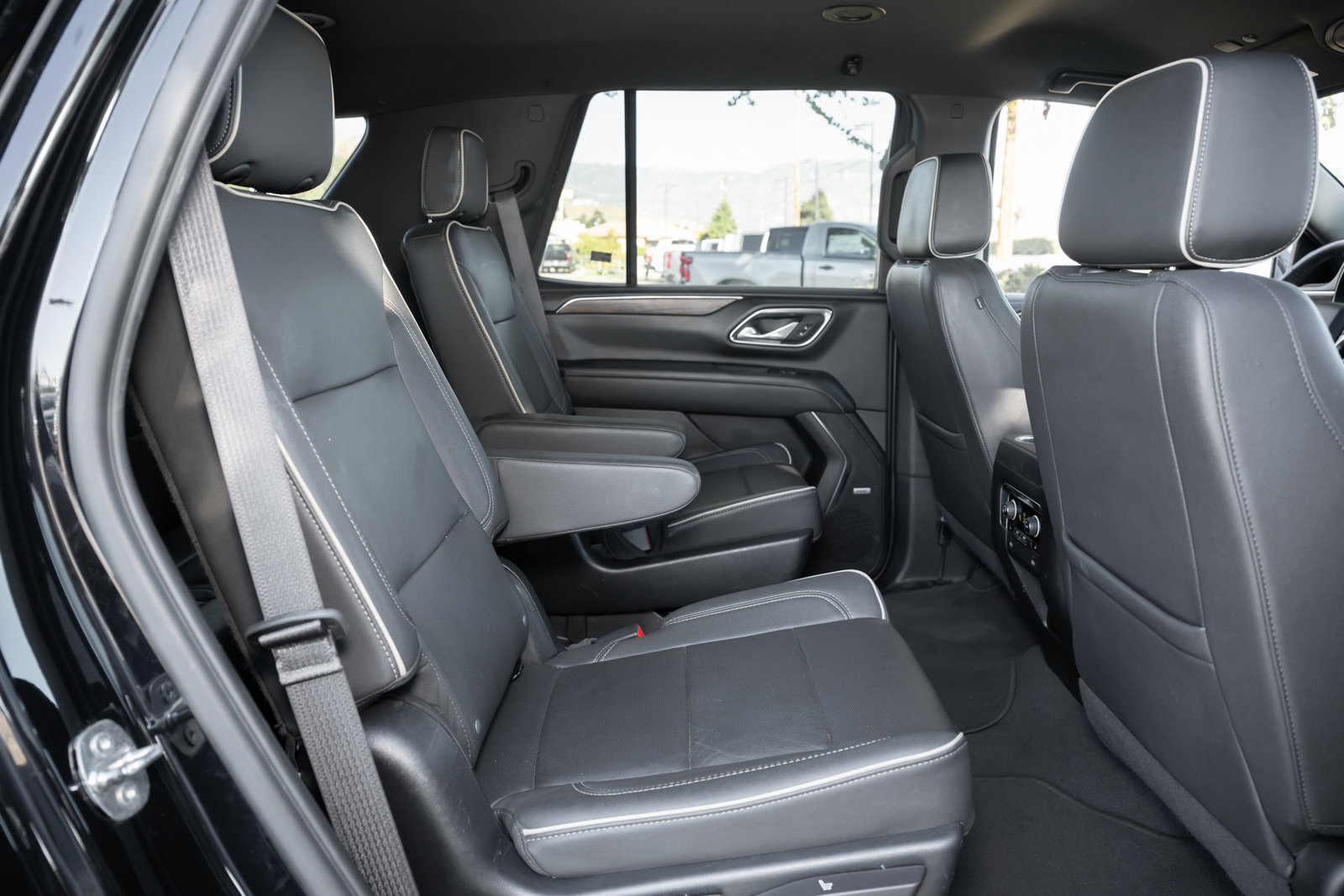 Used 2023 Chevrolet Tahoe Premier image 45