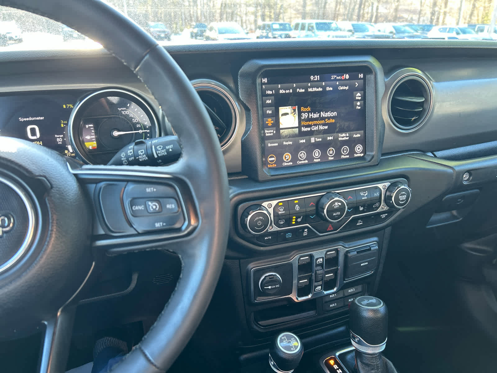 Used 2023 Jeep Wrangler Unlimited w/ Sun & Screen Package image 26