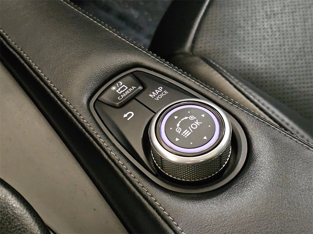 Used 2019 INFINITI QX50 Essential w/ Cargo Package image 34