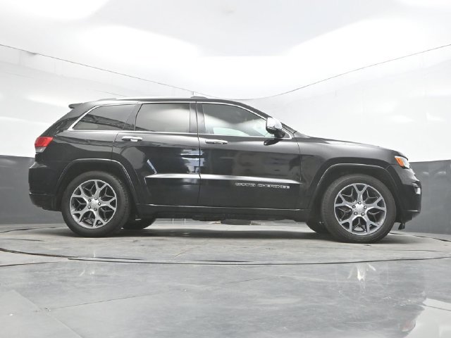 Used 2019 Jeep Grand Cherokee Overland AWD/4WD image 40