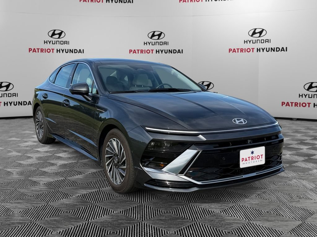 Certified 2025 Hyundai Sonata Limited
