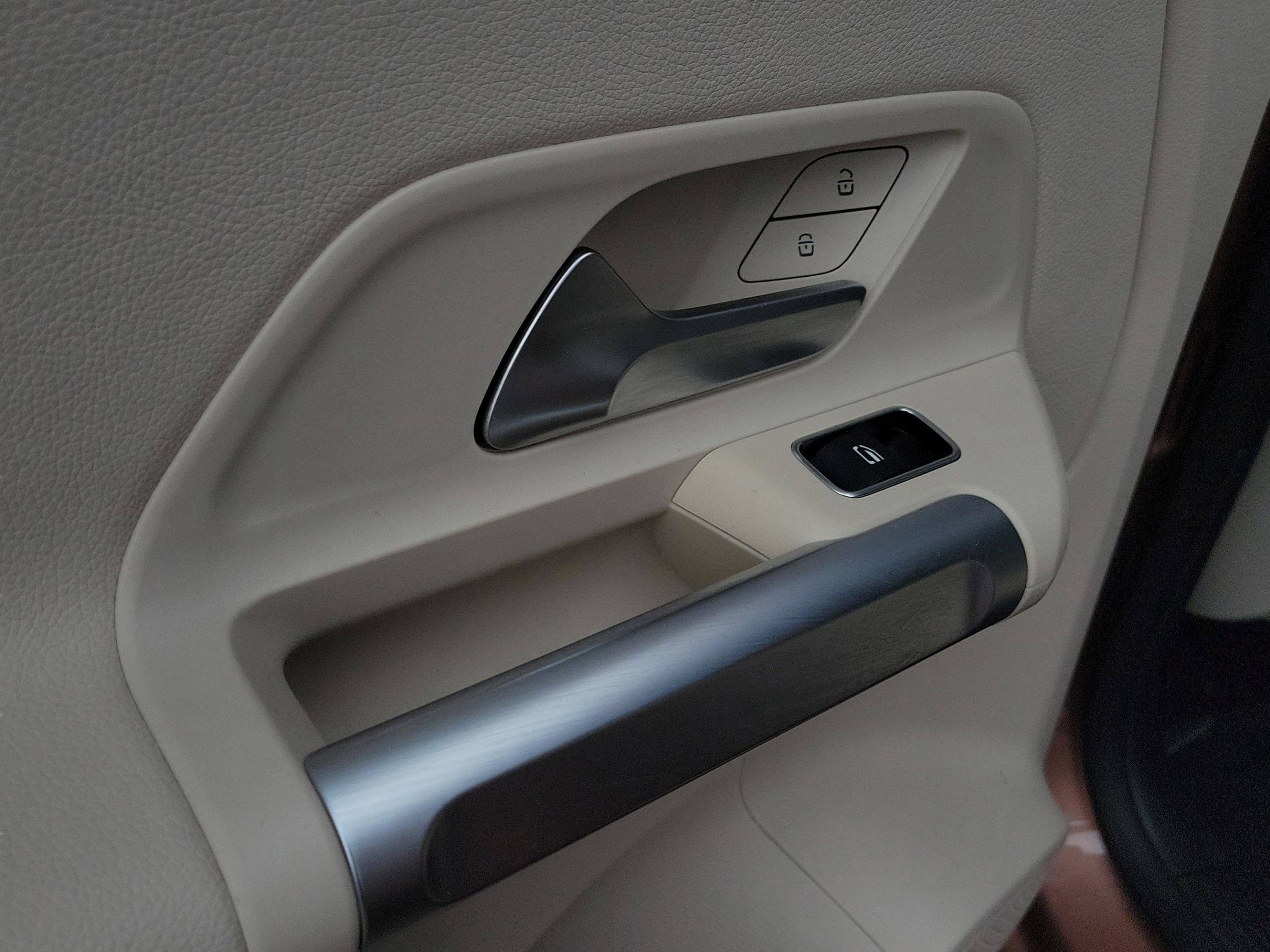 Certified 2023 Mercedes-Benz GLB 250 image 12