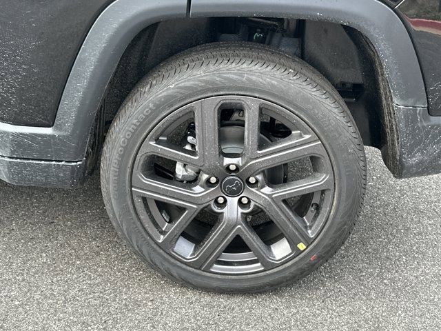 New 2026 Jeep Compass Limited image 18