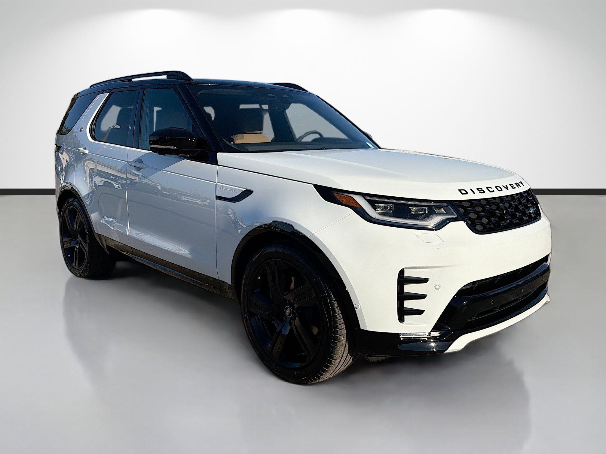 New 2026 Land Rover Discovery Dynamic SE image 7