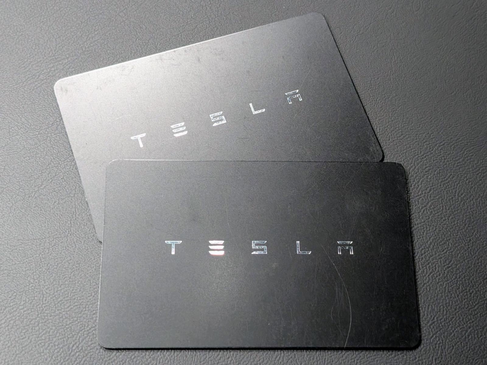 Used 2025 Tesla Cybertruck AWD Crew Cab image 41