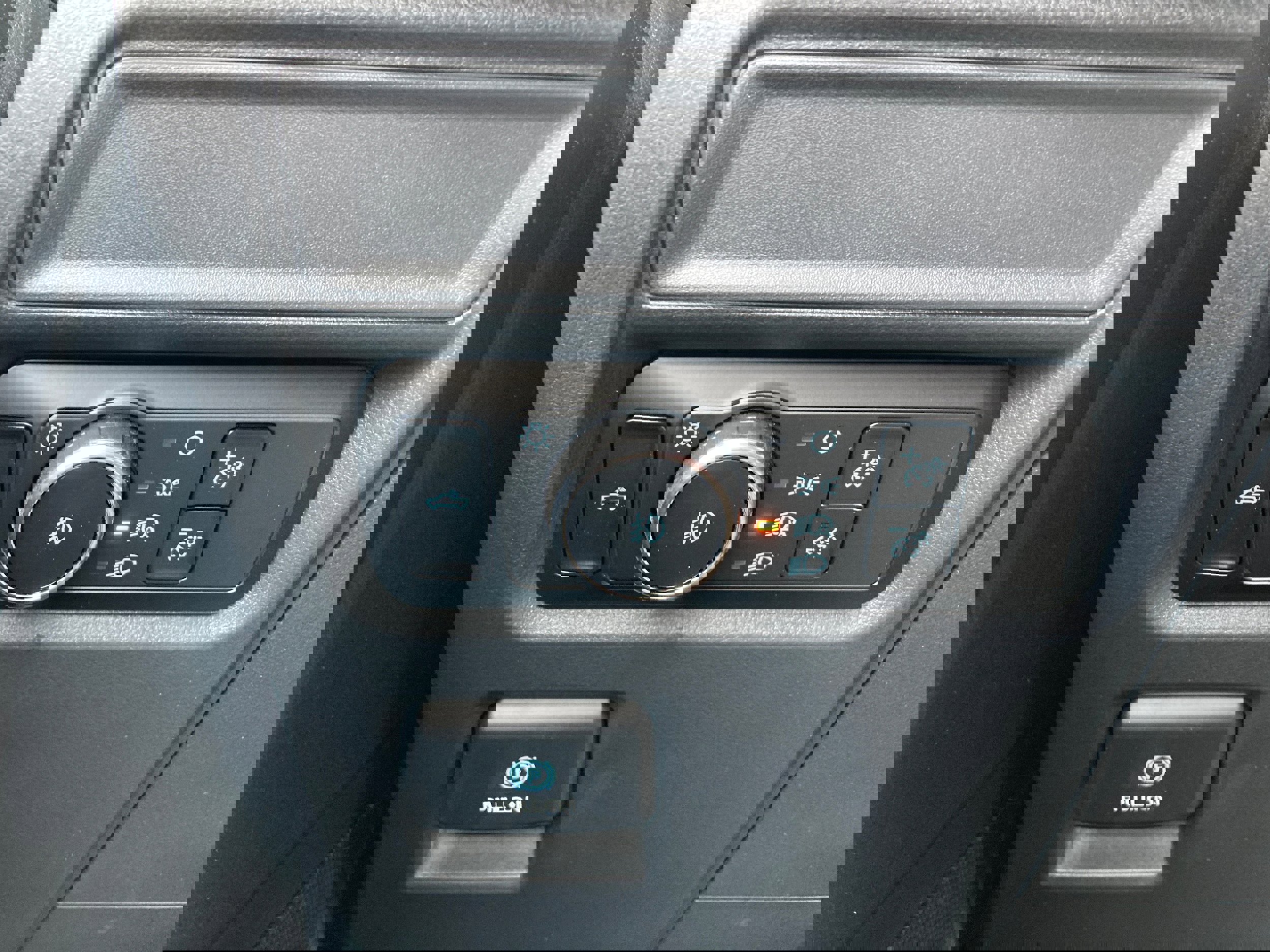 Certified 2024 Ford F150 STX image 25