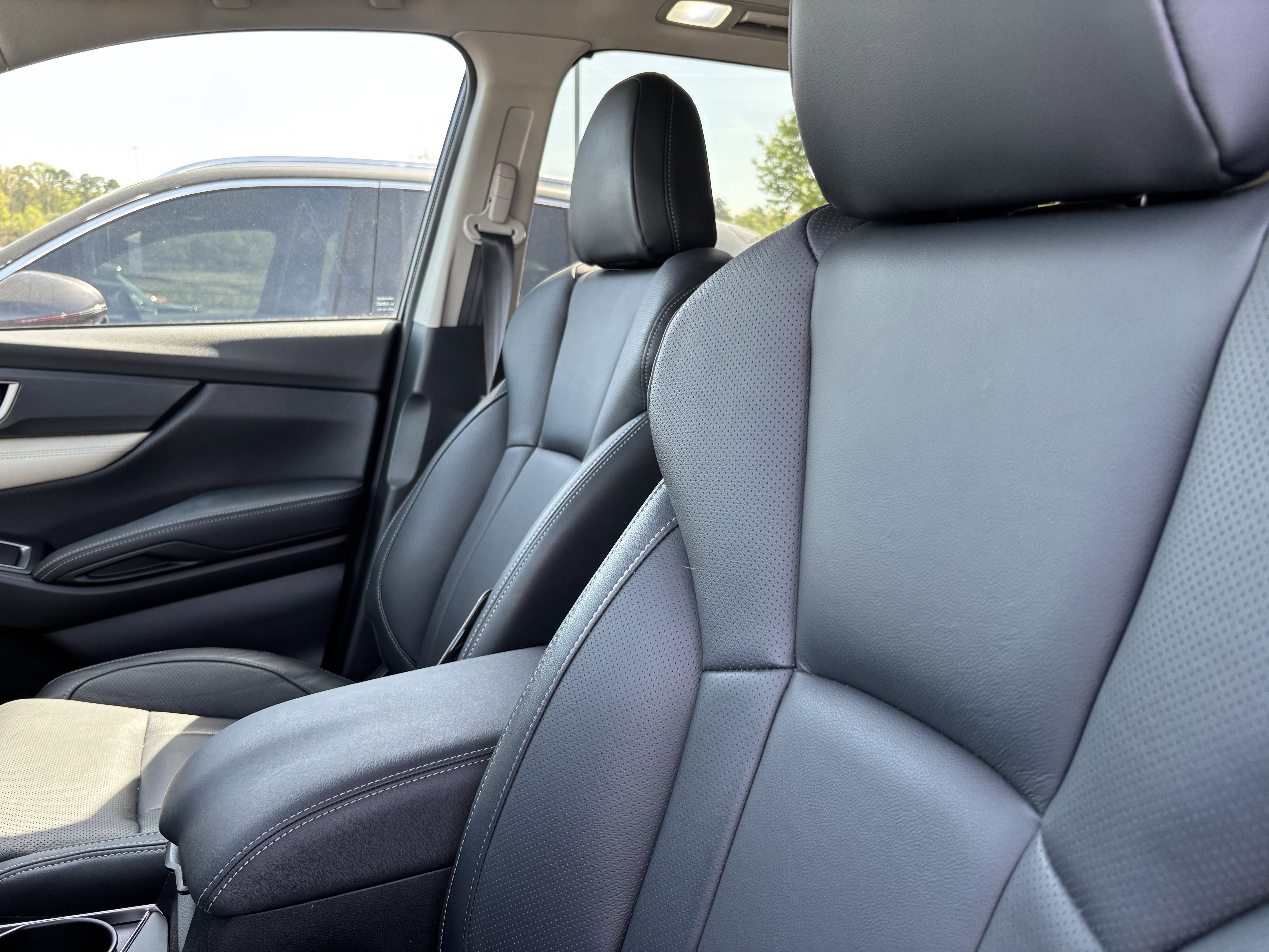 Used 2021 Subaru Ascent Limited w/ Technology Package image 16