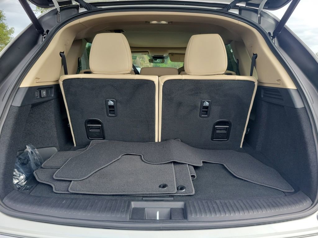 Certified 2025 Acura MDX SH-AWD image 11