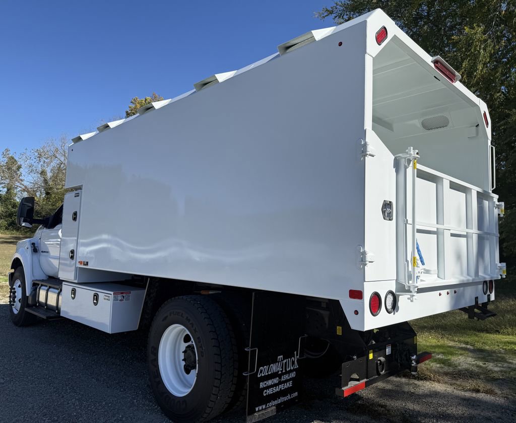 New 2026 Ford F750 2WD Regular Cab Super Duty image 5