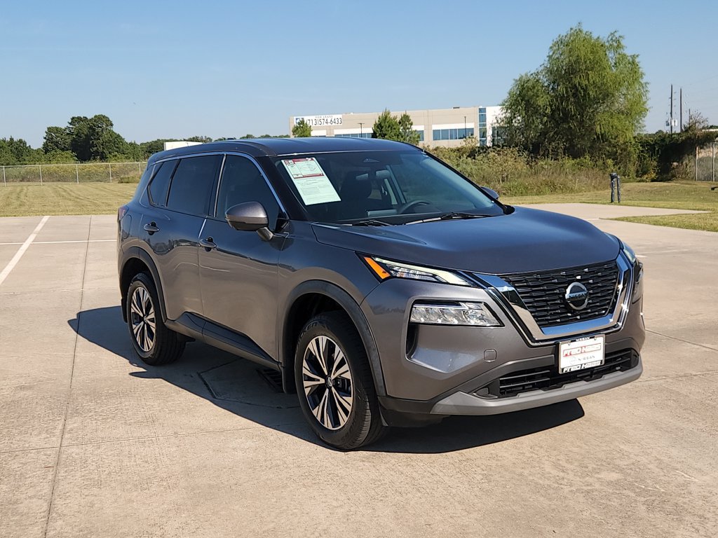 Used 2021 Nissan Rogue SV FWD image 3