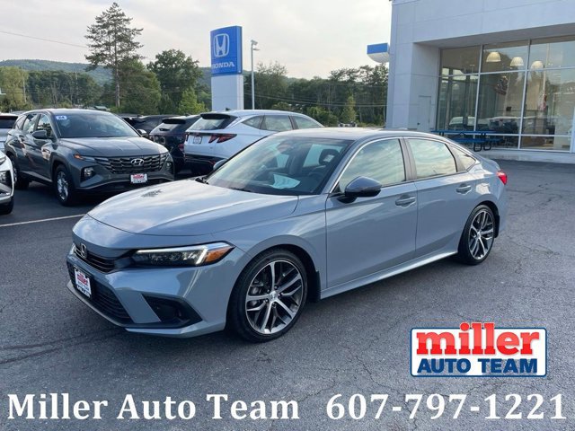 Used 2024 Honda Civic Touring image 1