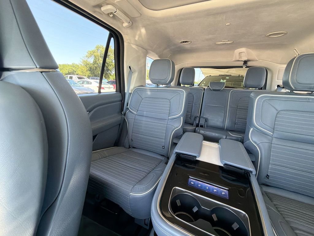 Used 2023 Lincoln Navigator Black Label AWD/4WD image 34