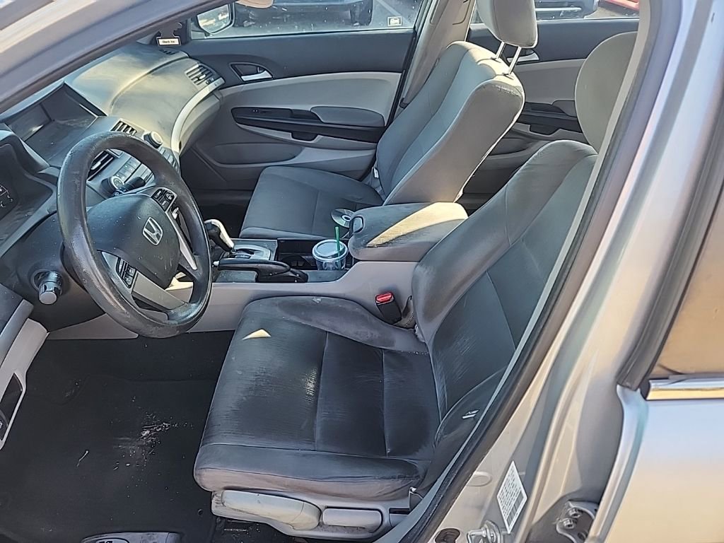 Used 2012 Honda Accord LX image 10