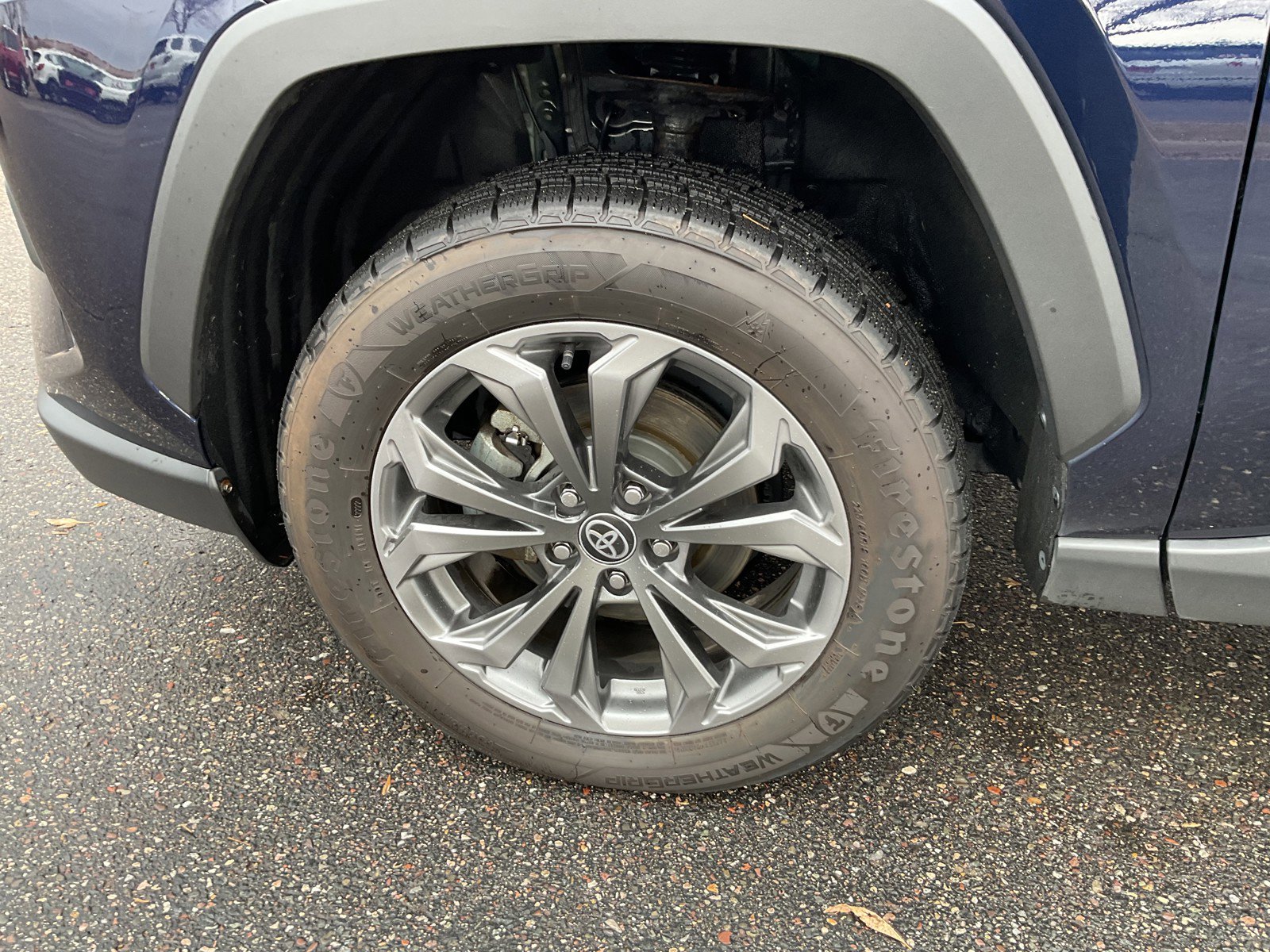 Used 2023 Toyota RAV4 Limited image 9