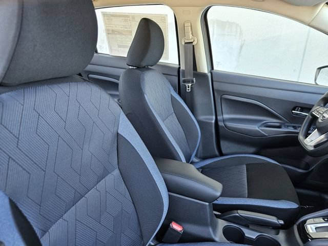 New 2025 Nissan Versa SV w/ Trunk Package FWD image 13