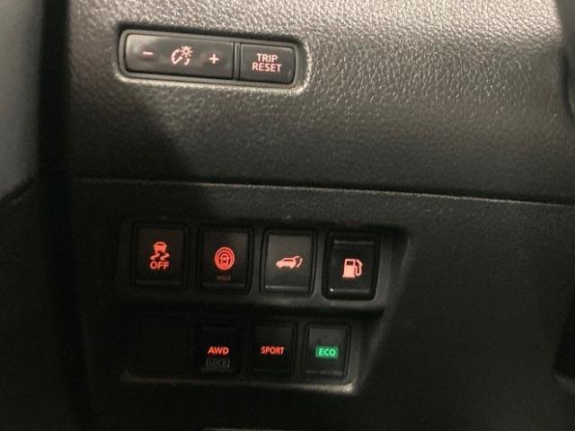 Used 2020 Nissan Rogue SV AWD/4WD image 20