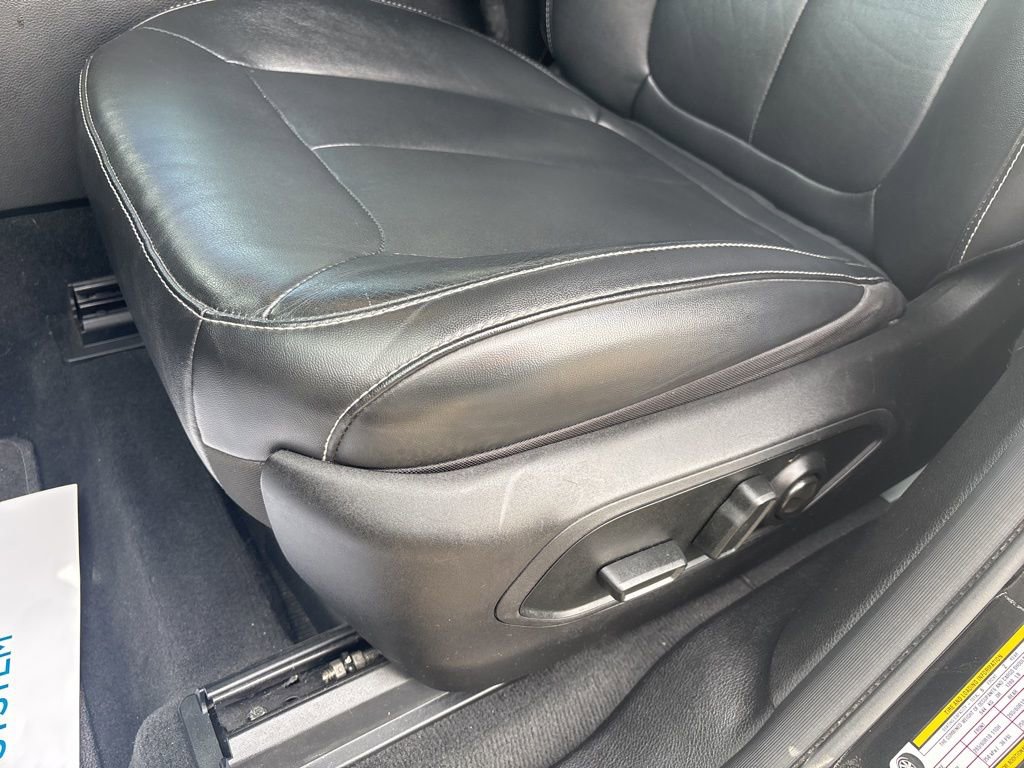 Used 2022 Jeep Grand Cherokee L Limited image 22