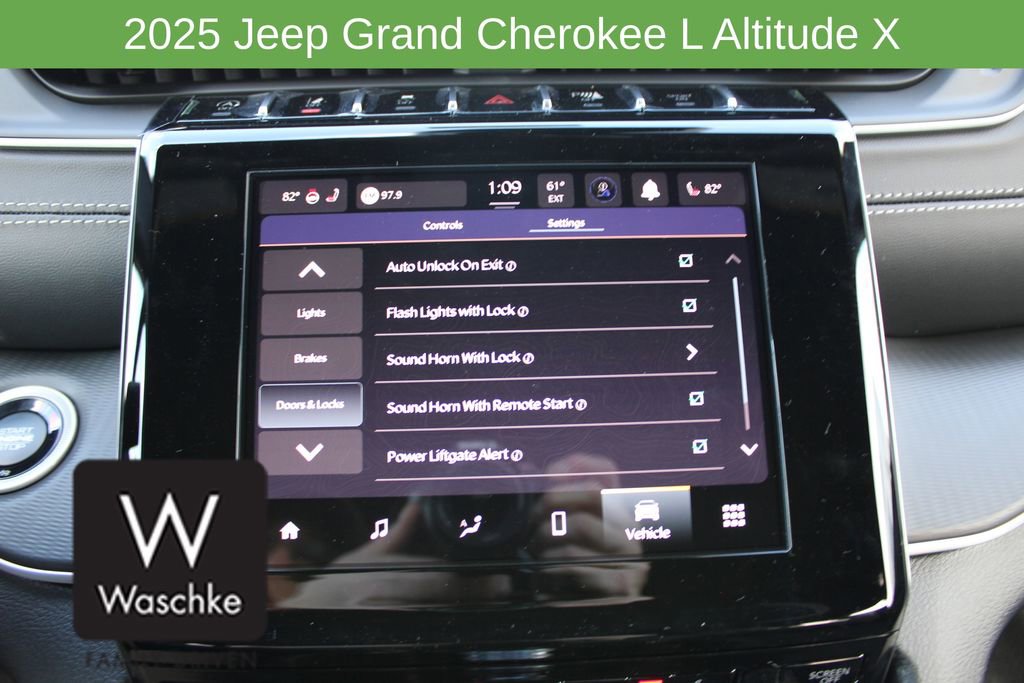 New 2025 Jeep Grand Cherokee L Altitude image 52